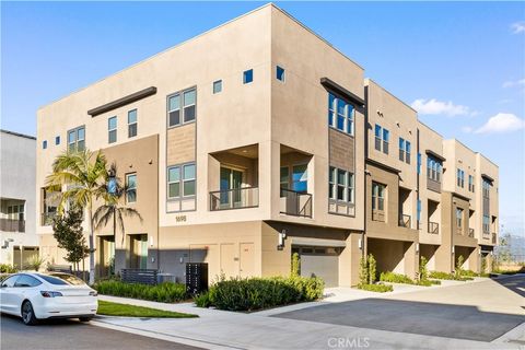 Photo of 1698 Hollyleaf Terrace, Montebello, CA 90640 (MLS # WS26008972)