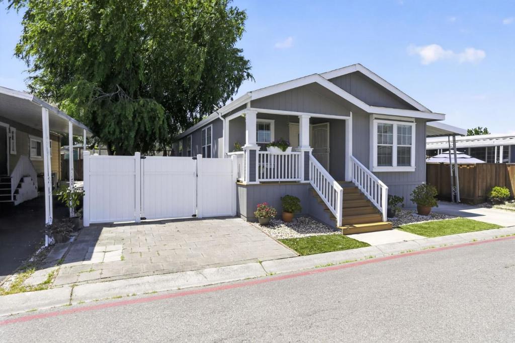 506 Hermitage
