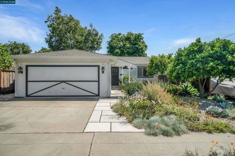 Photo of 2673 Kennedy St ST, Livermore, CA 94551 (MLS # 41134179)