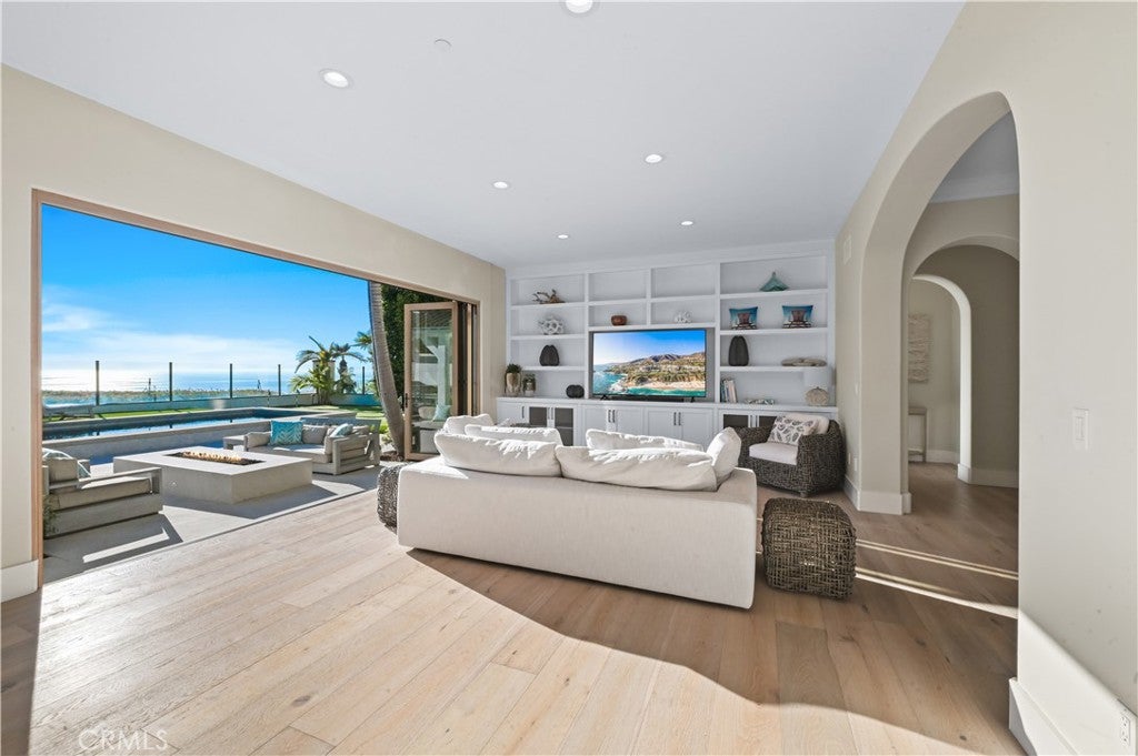 30 Wharfside Drive