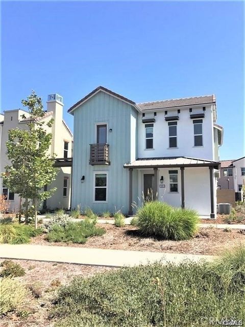 Photo of 125 Fixie, Irvine, CA 92618 (MLS # OC25267440)