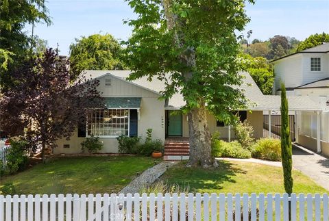 3966 Alcove Avenue Studio City CA 91604