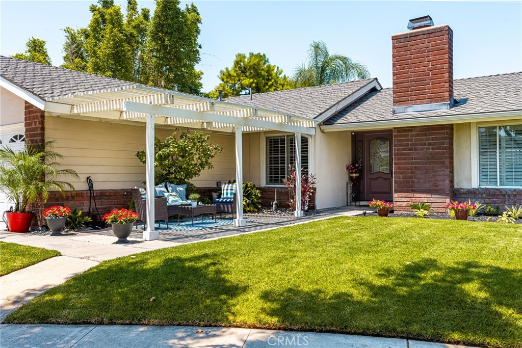 4353 E Bluewater Circle
