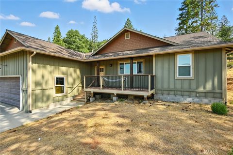 Photo of 9482 Hoberg Drive S, Cobb, CA 95426 (MLS # LC25192460) Photo of 9482 Hoberg Drive S, Cobb, CA 95426 (MLS # LC25192460)