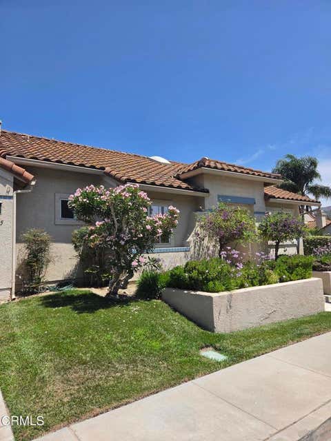 Photo of 125 Via Solana, Santa Paula, CA 93060 (MLS # V1-38202)