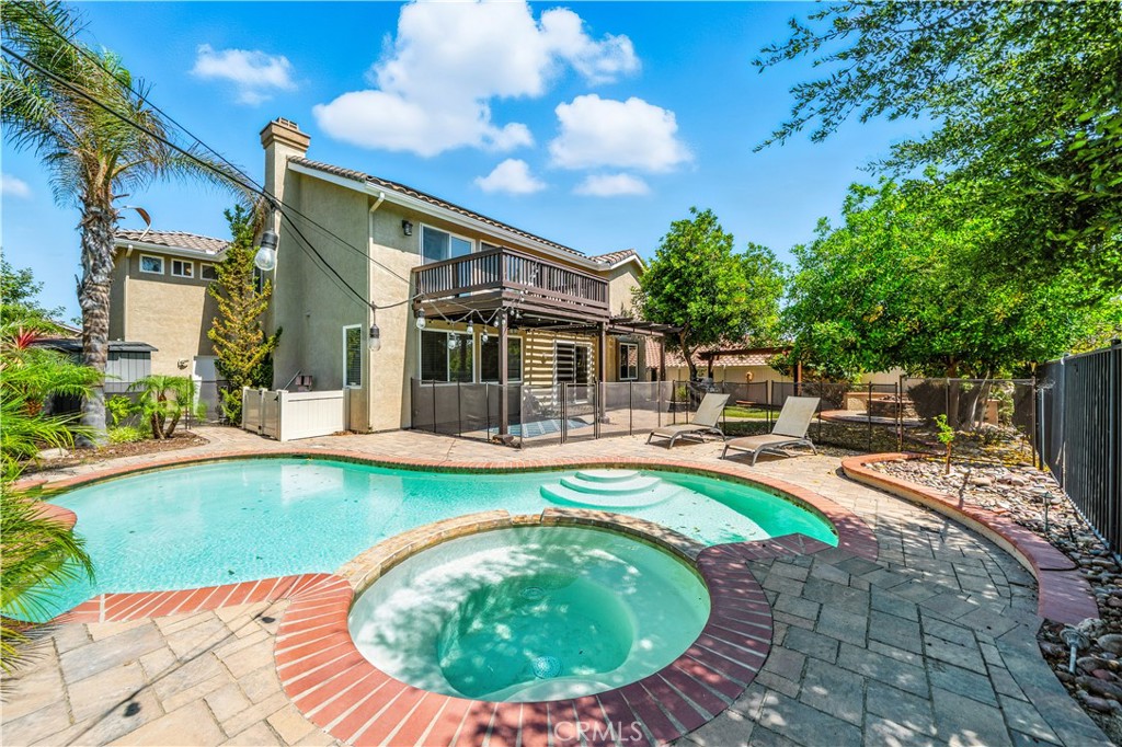 23549 Bending Oak Court