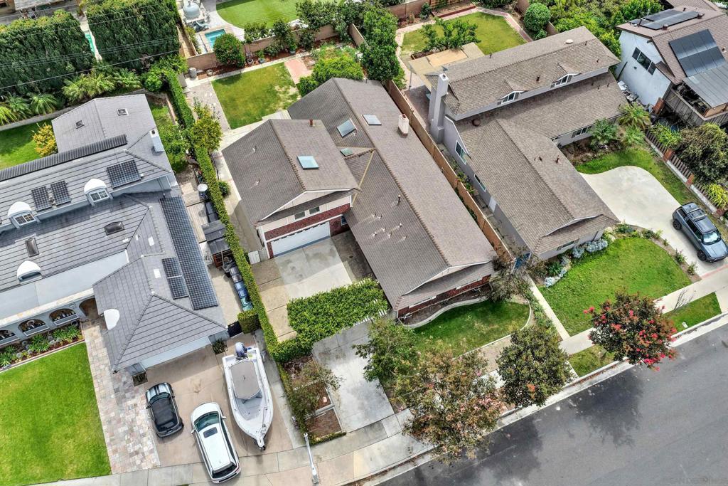 16538 Redwood Circle
