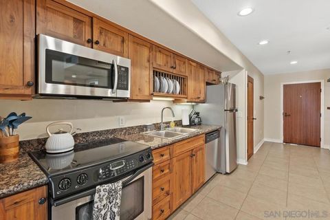 Tiny photo for 801 W Hawthorn St St #301, San Diego, CA 92101 (MLS # 260017791SD)