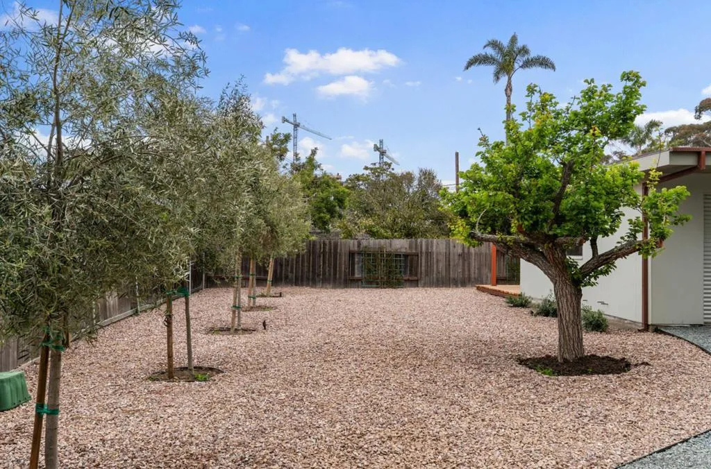 La Jolla, California 92037, United States, 2 Bedrooms Bedrooms, ,2 BathroomsBathrooms,Residential,Active,152294