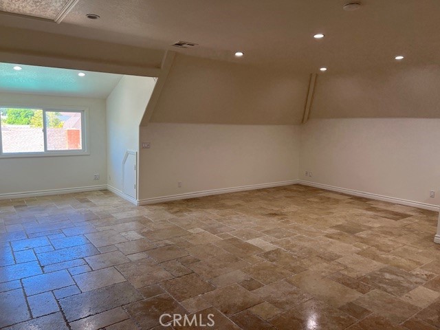 La Cuesta (110) - Residential Lease