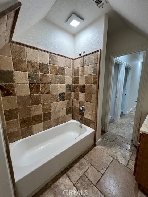 La Cuesta (110) - Residential Lease