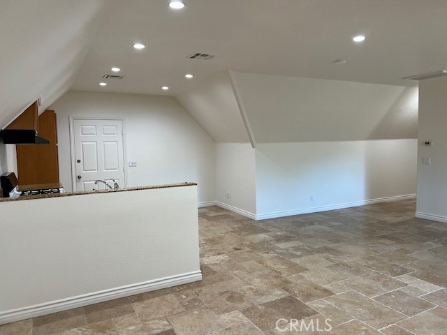 La Cuesta (110) - Residential Lease