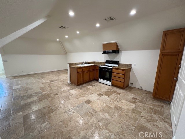 La Cuesta (110) - Residential Lease