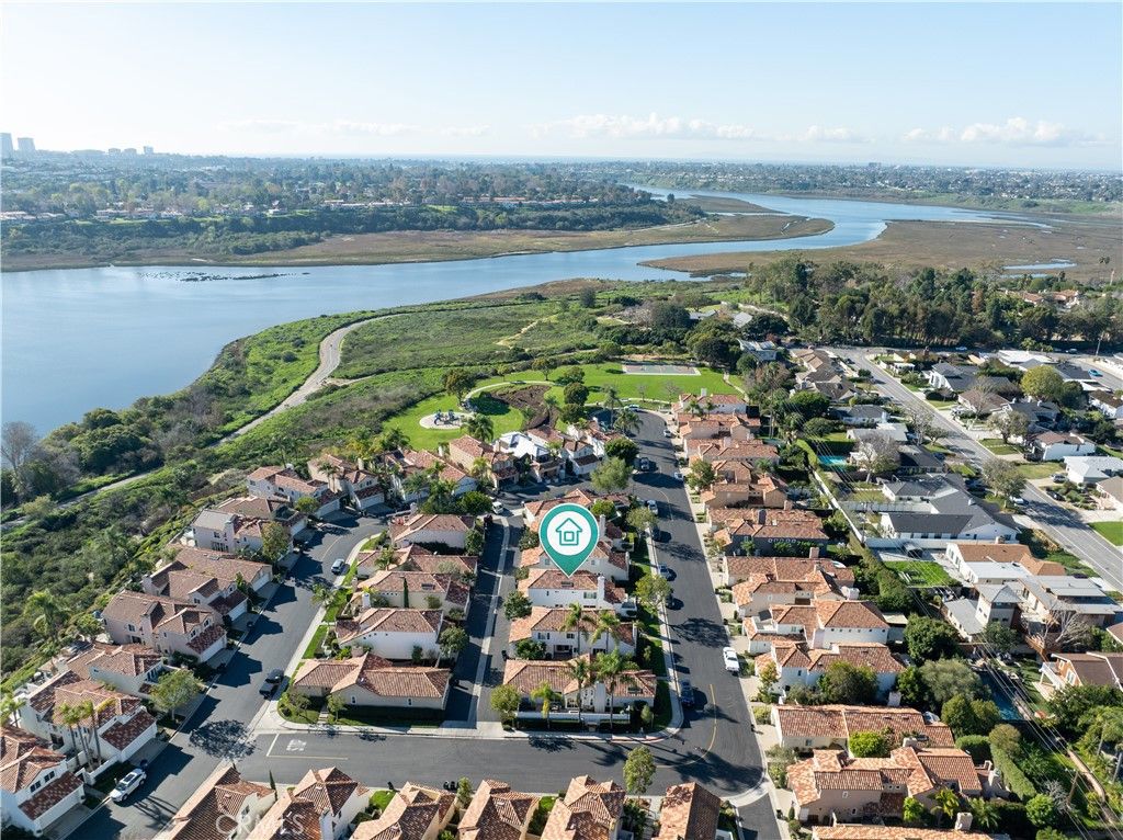 Photo of 78 Pelican Court, Newport Beach, CA 92660 (MLS # OC26063695)