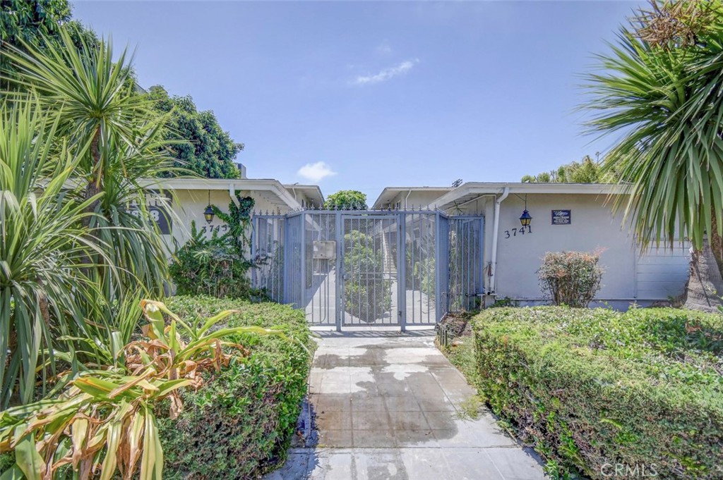Properties 2 3741 -3745 Jasmine Avenue