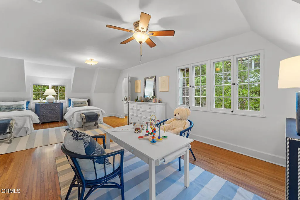 Pasadena, California 91108, United States, 3 Bedrooms Bedrooms, ,3 BathroomsBathrooms,Residential,Active,173774