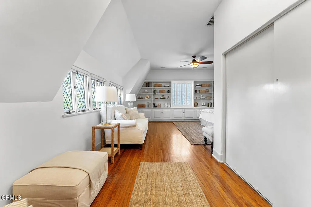 Pasadena, California 91108, United States, 3 Bedrooms Bedrooms, ,3 BathroomsBathrooms,Residential,Active,173774