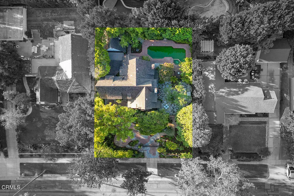 Pasadena, California 91108, United States, 3 Bedrooms Bedrooms, ,3 BathroomsBathrooms,Residential,Active,173774