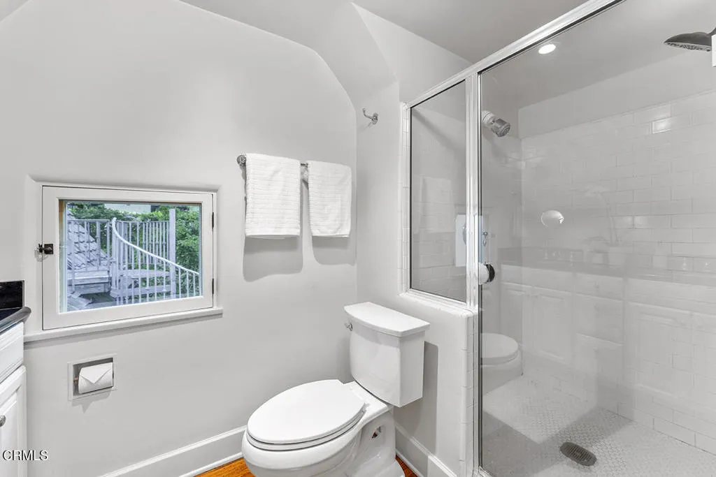 Pasadena, California 91108, United States, 3 Bedrooms Bedrooms, ,3 BathroomsBathrooms,Residential,Active,173774