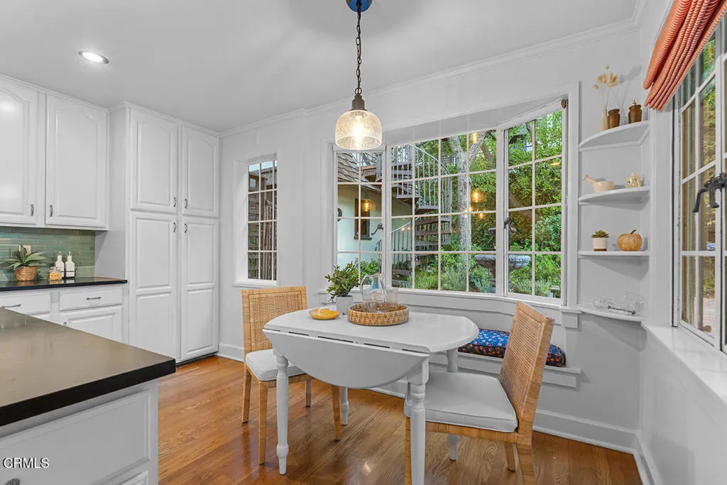 Pasadena, California 91108, United States, 3 Bedrooms Bedrooms, ,3 BathroomsBathrooms,Residential,Active,173774