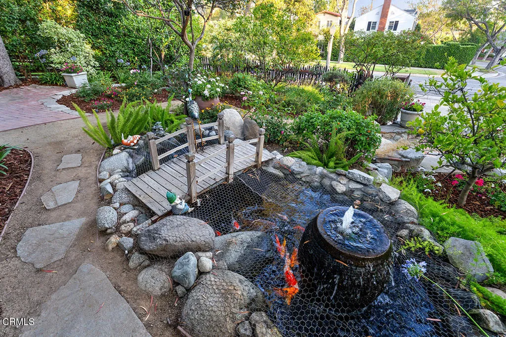 Pasadena, California 91108, United States, 3 Bedrooms Bedrooms, ,3 BathroomsBathrooms,Residential,Active,173774