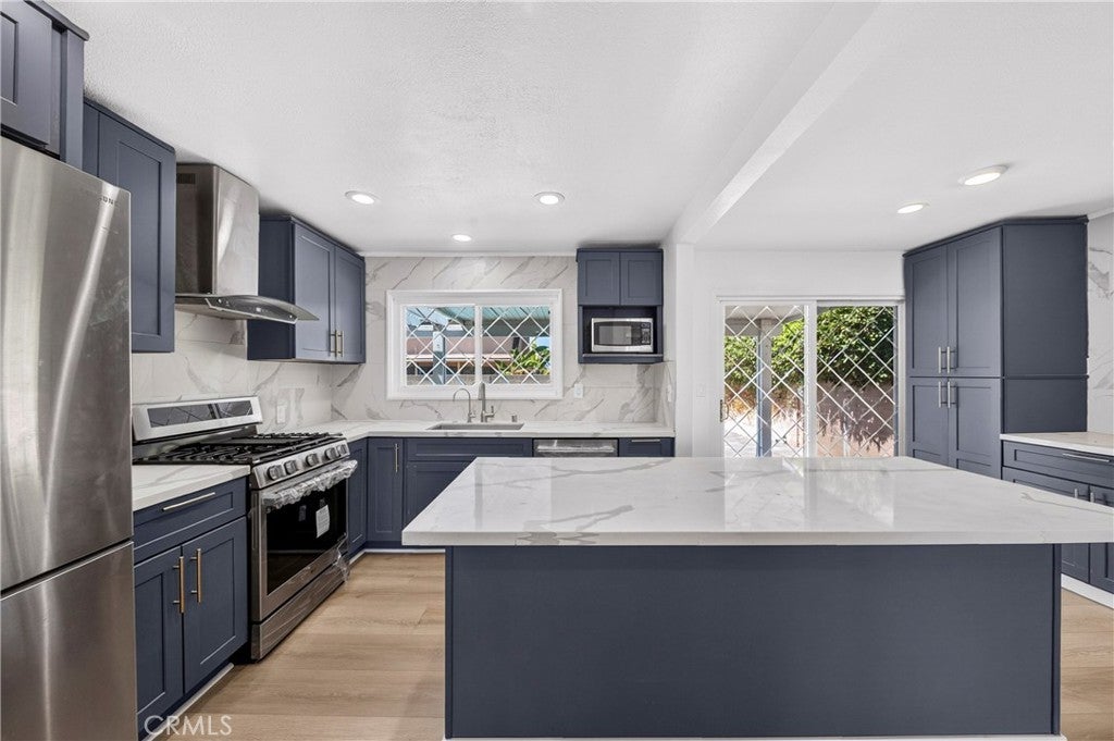 8321 Santa Margarita