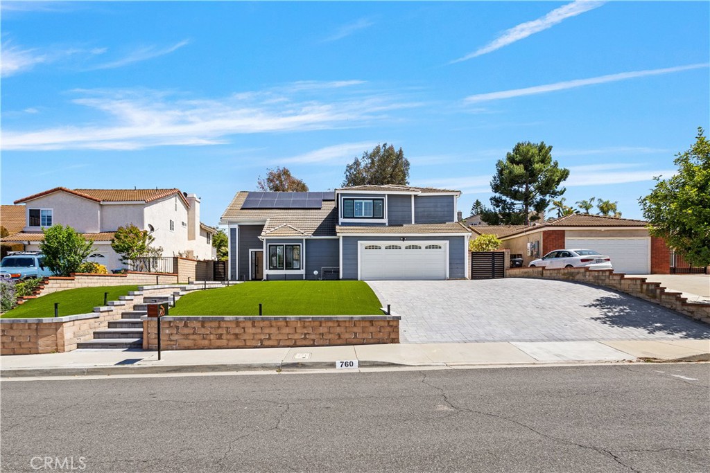 760 Featherwood Drive