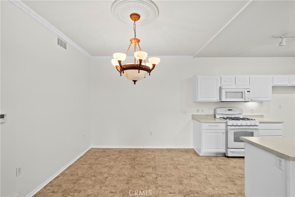 Bordeaux (BORDX) - Residential