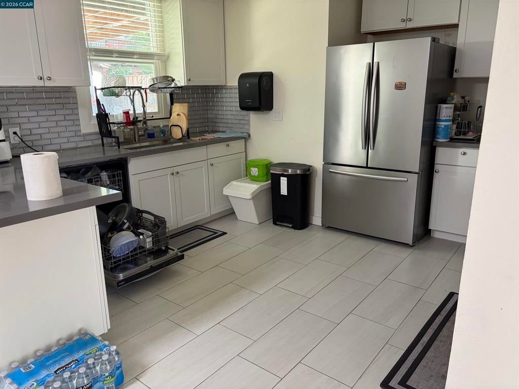 35 Lois Ave