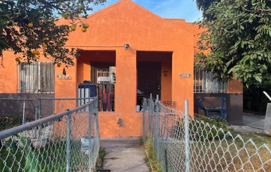 201 W Raymond Street