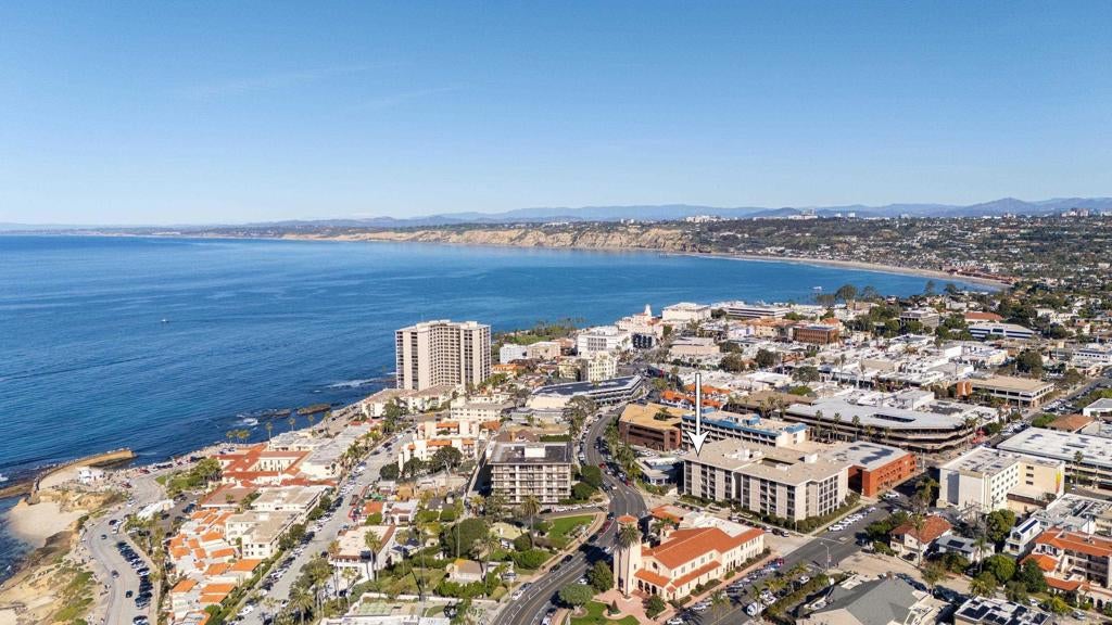7811 Eads Ave Ave 311, La Jolla CA 92037