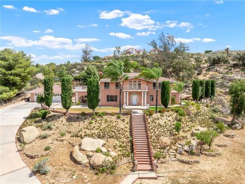 Photo of 28368 Rawlings Road, Hemet, CA 92544 (MLS # SW26038251)