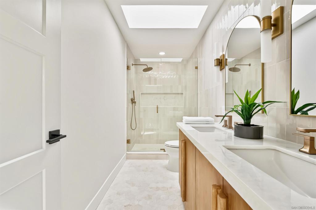 Mission Beach - Residential