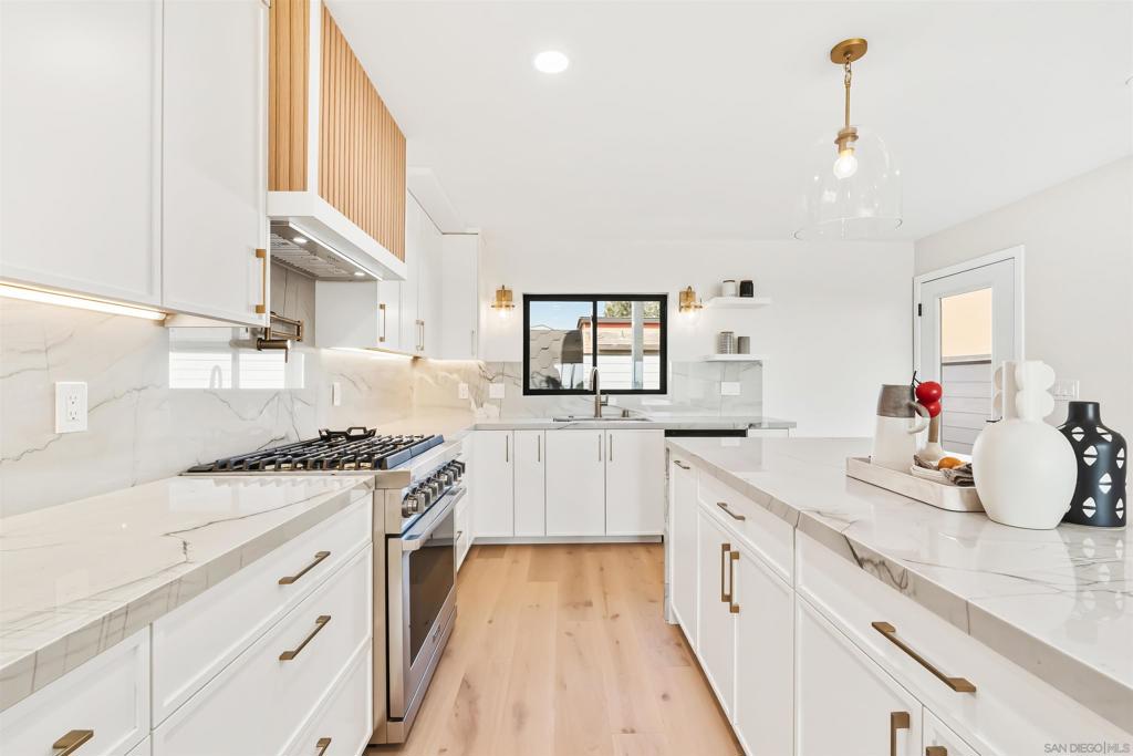 Mission Beach - Residential