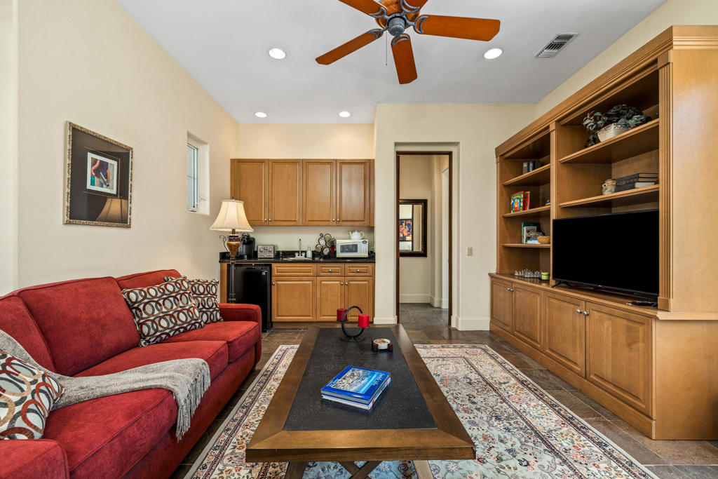 The Palms - Residential Lease