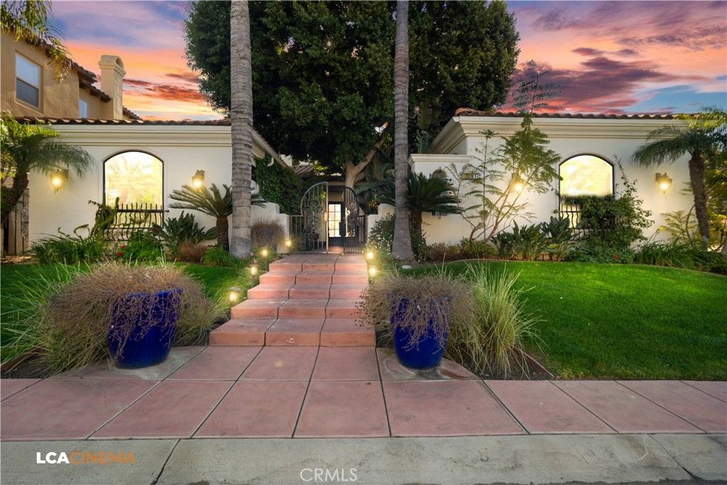 Photo of 15001 Colonia De Las Rosas, Bakersfield, CA 93306 (MLS # PI26058516)