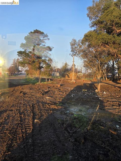 Photo of 4641 Pacific AVE AVE, Olivehurst, CA 95961 (MLS # 41136516)
