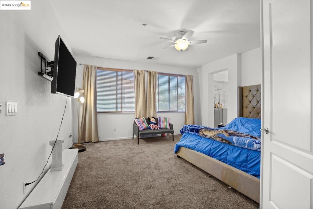 BRENTWOOD - Residential