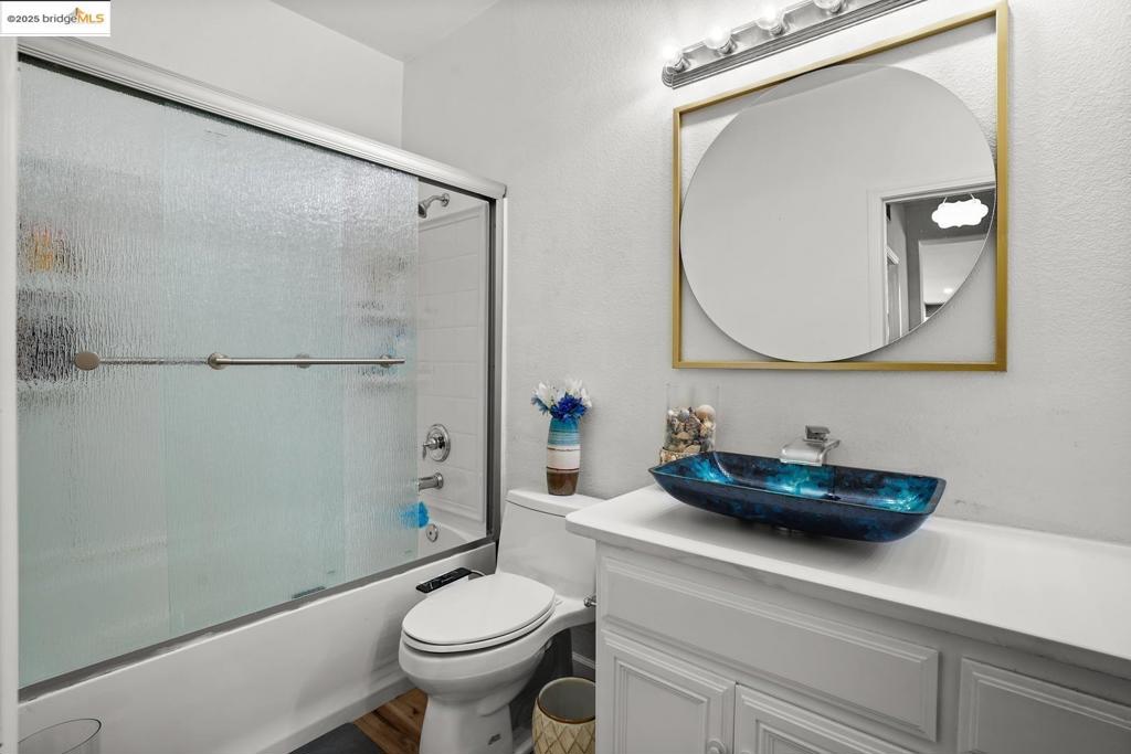 BRENTWOOD - Residential