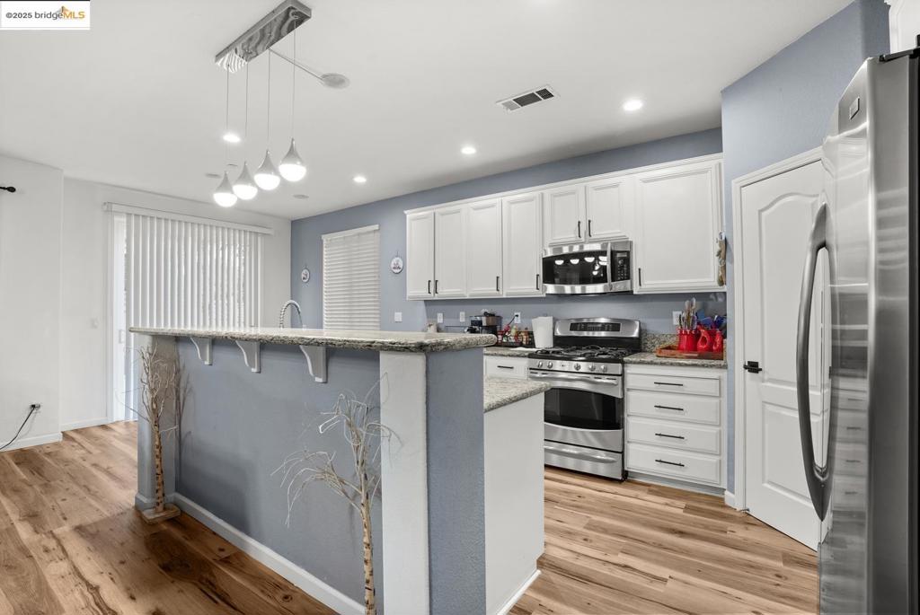 BRENTWOOD - Residential