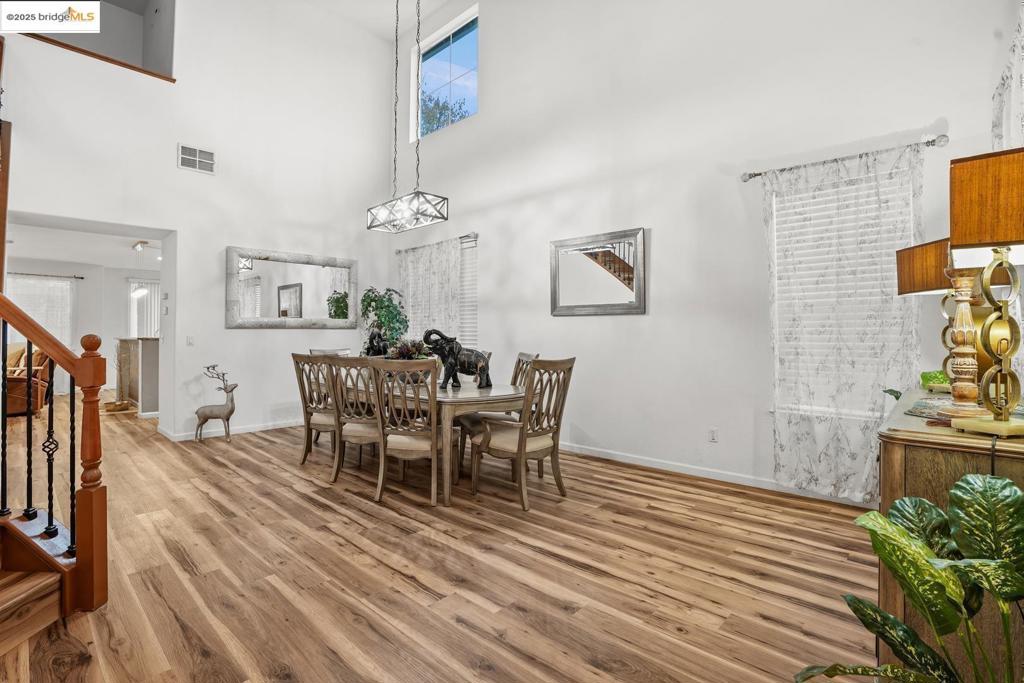 BRENTWOOD - Residential