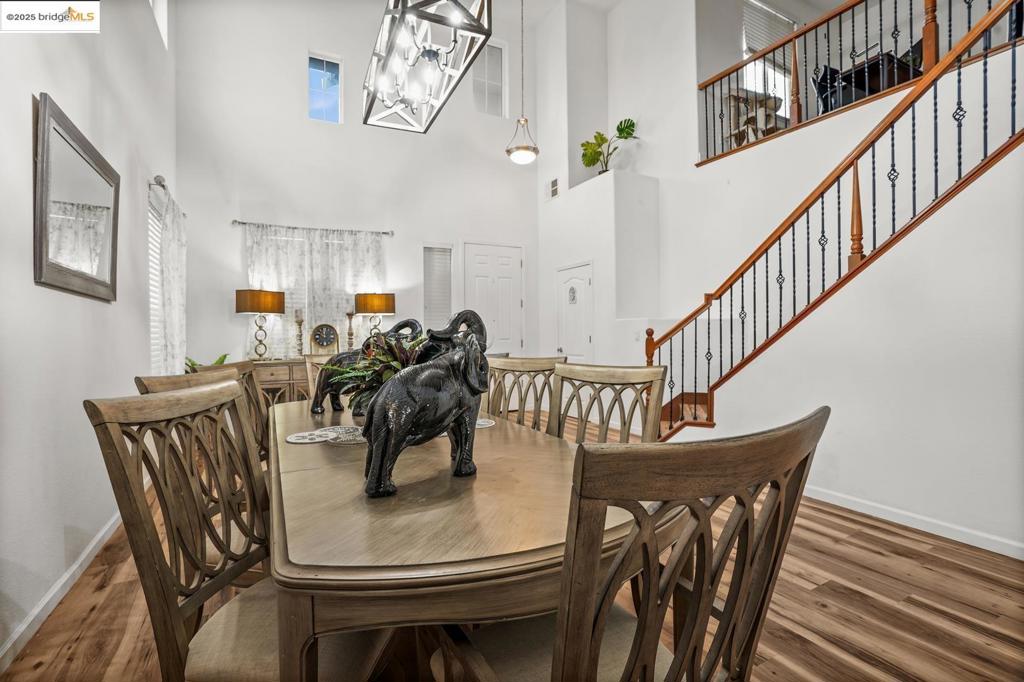 BRENTWOOD - Residential