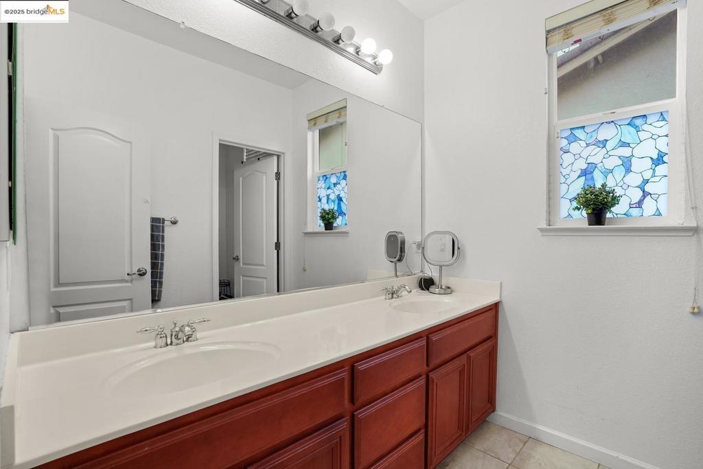 BRENTWOOD - Residential