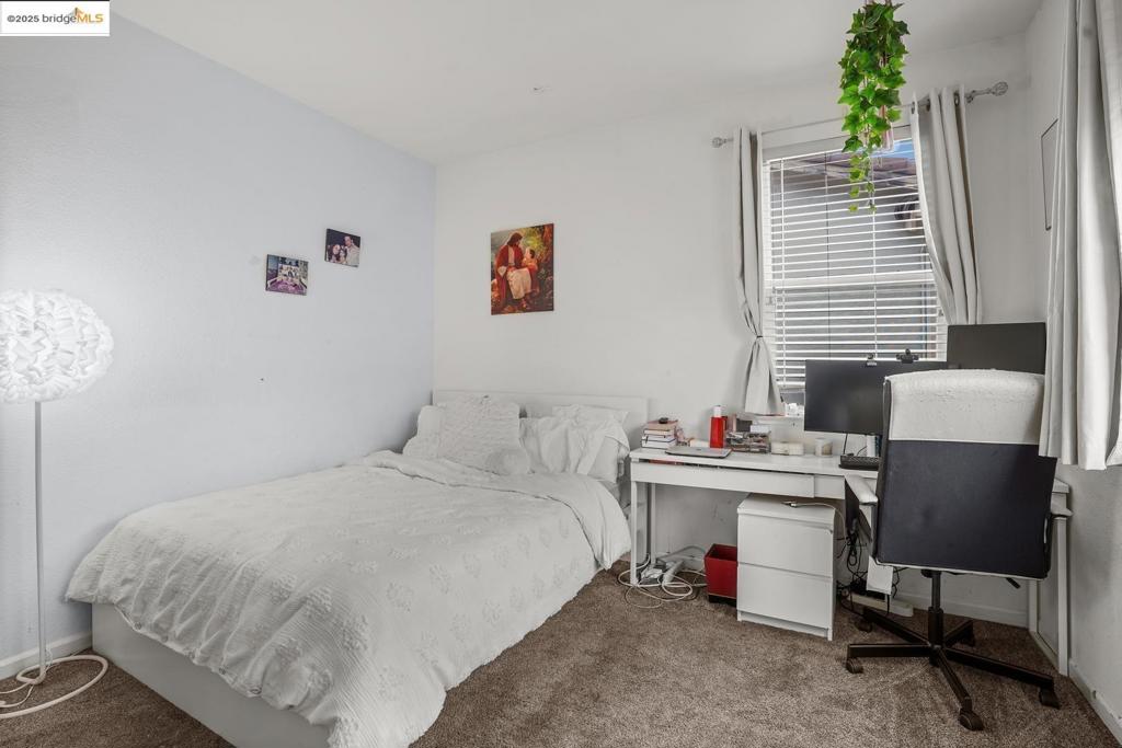 BRENTWOOD - Residential