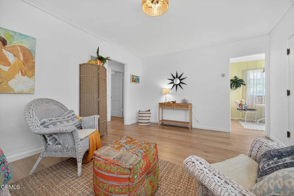 Ojai, California 93023, United States, 2 Bedrooms Bedrooms, ,1 BathroomBathrooms,Residential,Active,163251