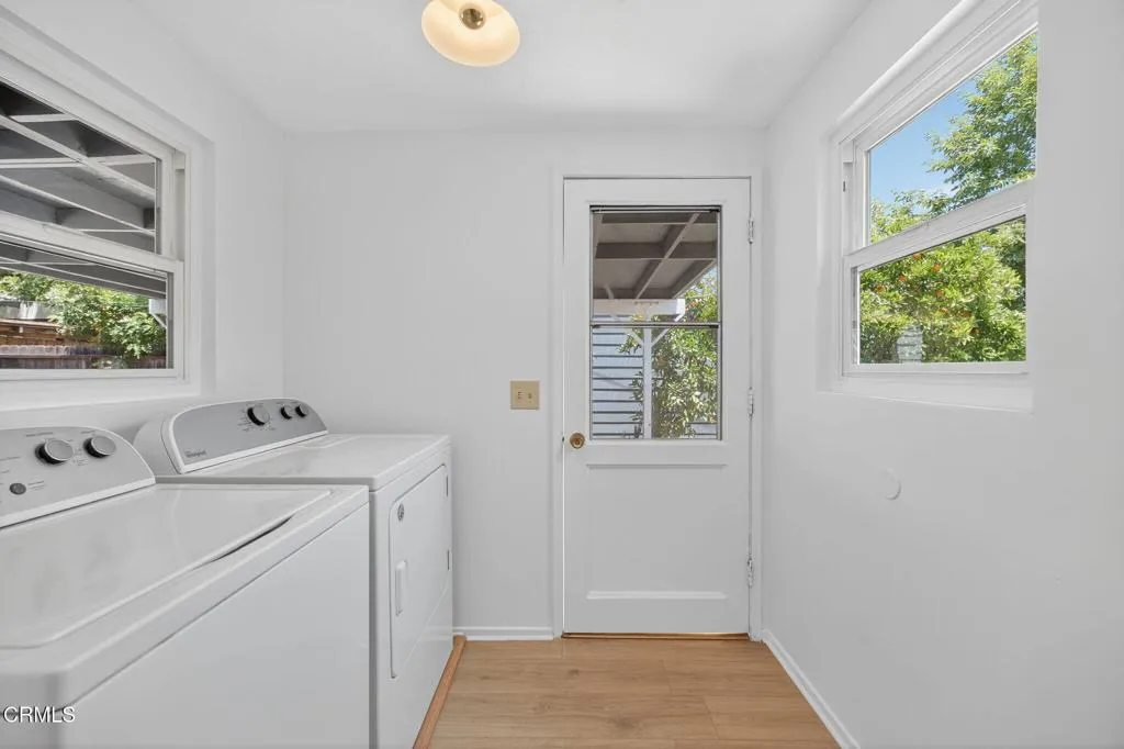 Ojai, California 93023, United States, 2 Bedrooms Bedrooms, ,1 BathroomBathrooms,Residential,Active,163251