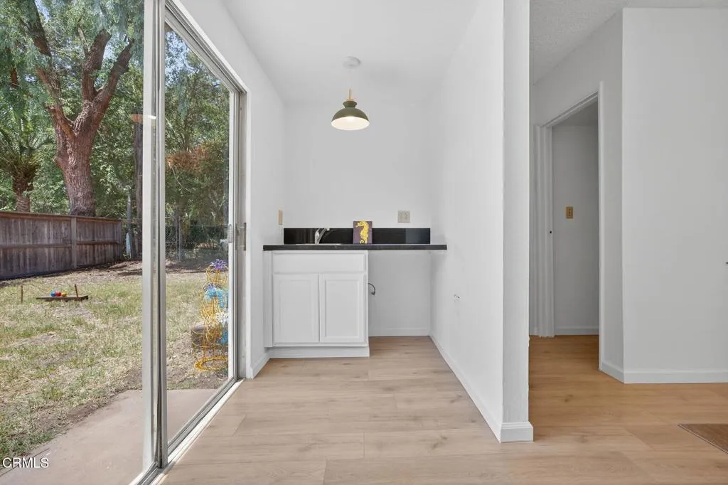 Ojai, California 93023, United States, 2 Bedrooms Bedrooms, ,1 BathroomBathrooms,Residential,Active,163251