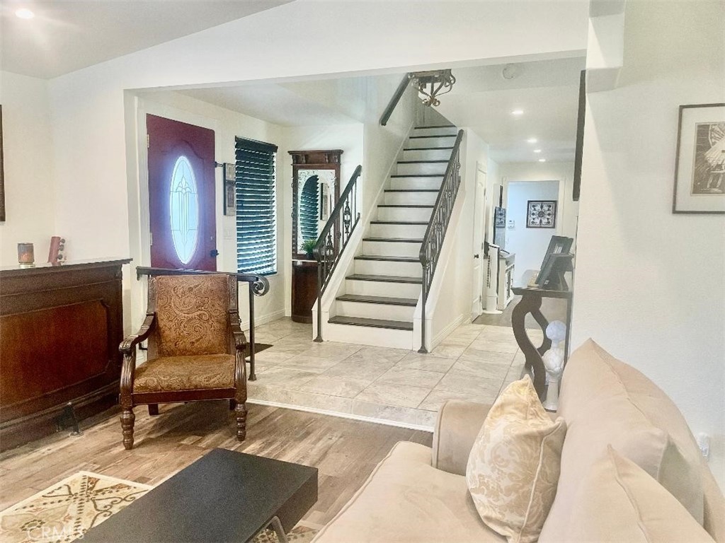 1426 E Tam O Shanter