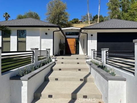 Photo of 7127 Forest Hills Road, West Hills, CA 91307 (MLS # SR25262666)