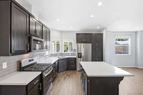 Photo of 9395 Harritt Rd RD #3, Lakeside, CA 92040 (MLS # 260019401SD)